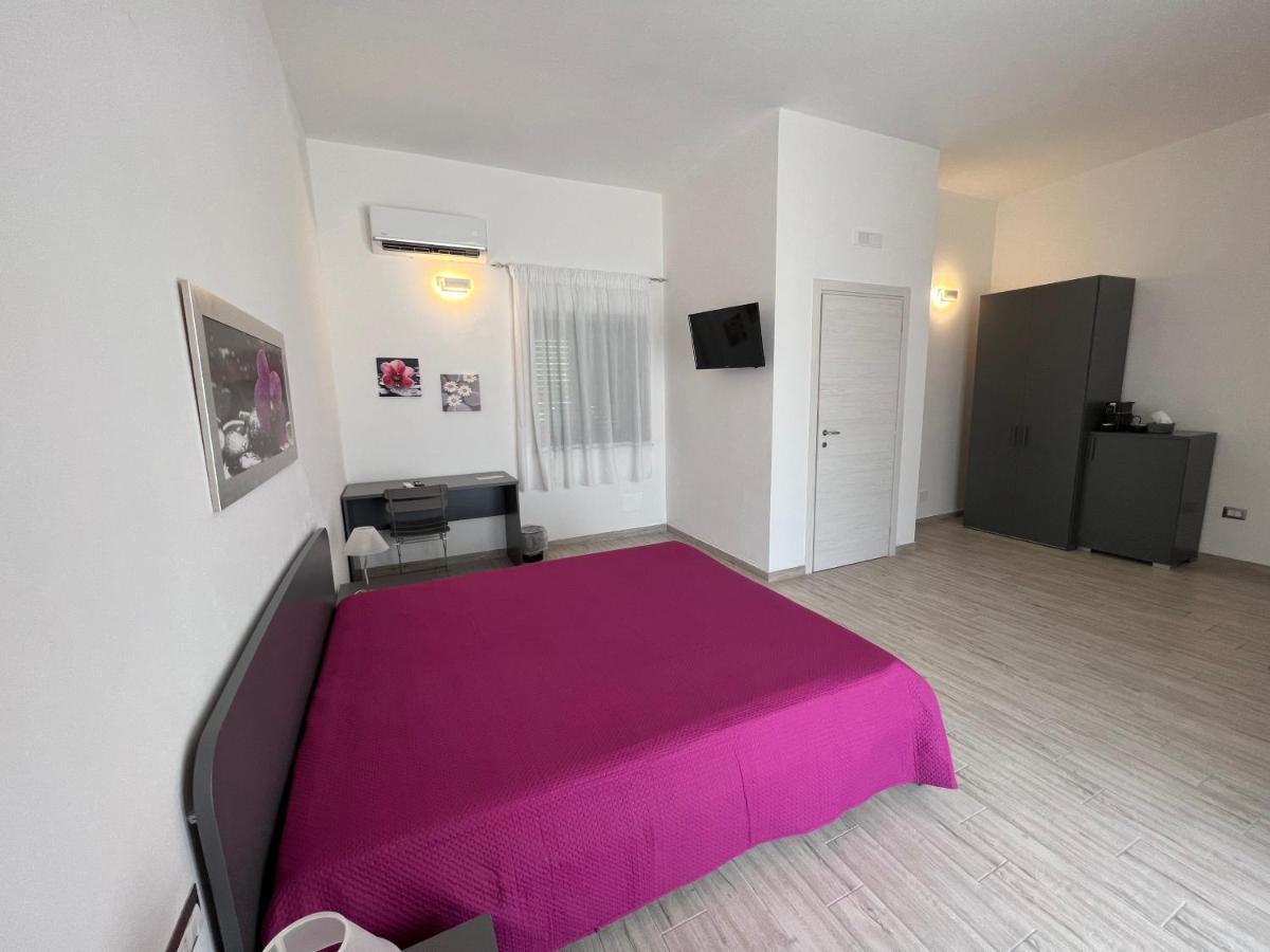 Residenza Giulia Hotel Scanzano Jonico ภายนอก รูปภาพ